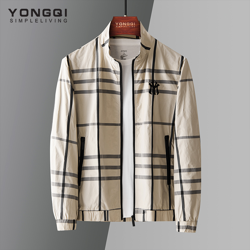 2022新款夹克男春秋格子刺绣立领个性休闲外套男韩版潮流秋装上衣