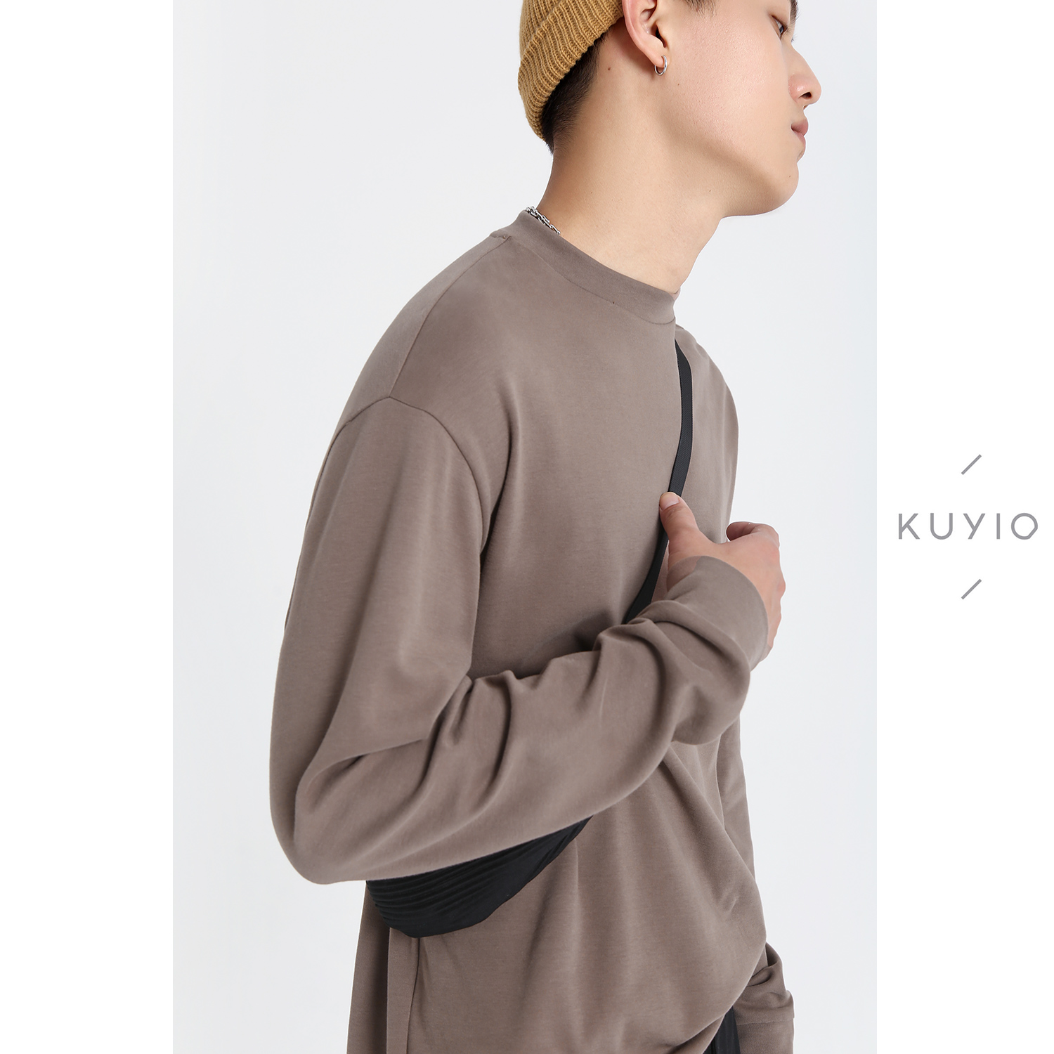 KUYIOU/设计师款 秋冬纯棉质感抓绒基础圆领内搭打底衫长袖T恤男