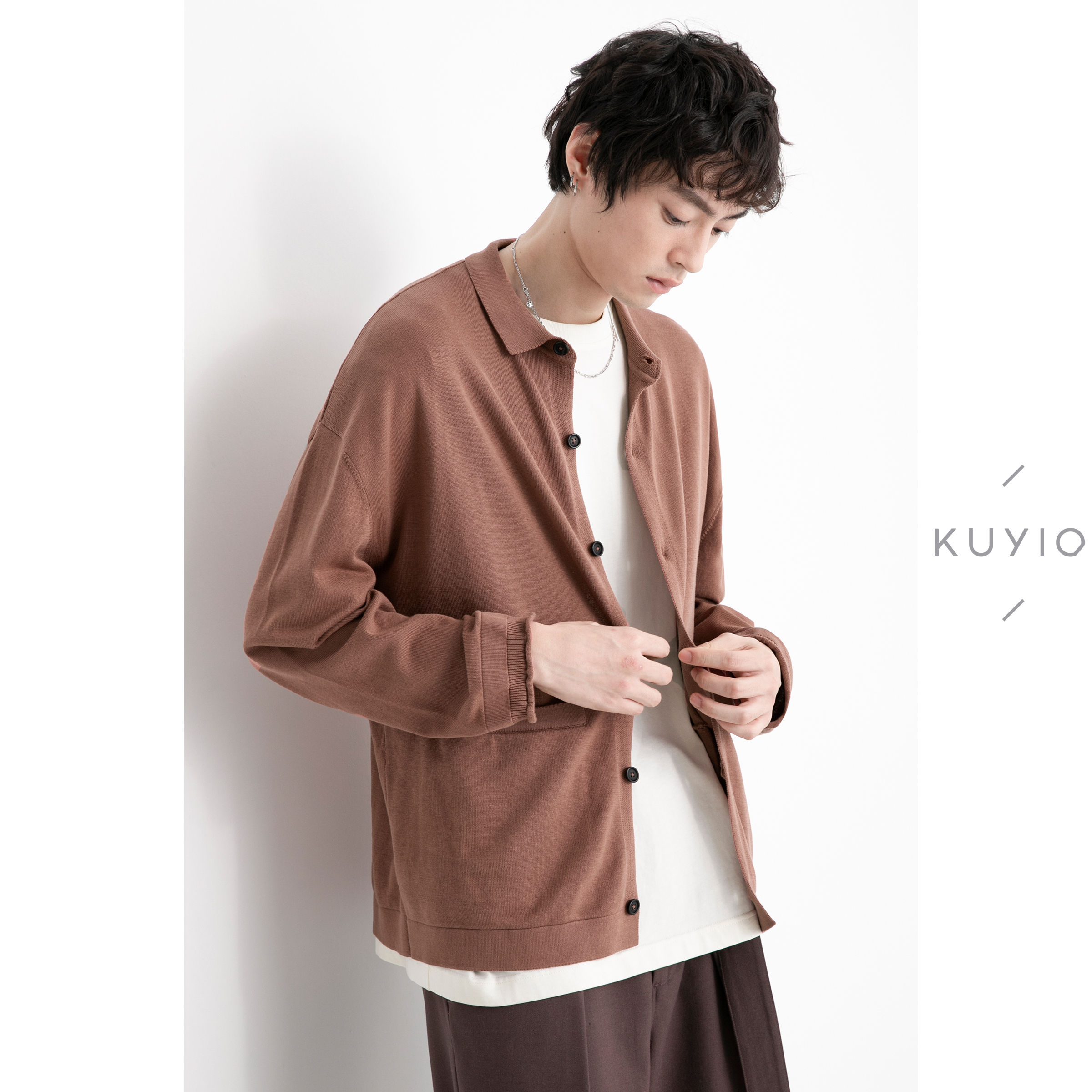 KUYIOU/轻松穿着体验 细针横机轻薄纯棉亲肤宽松针织开衫男 Z03