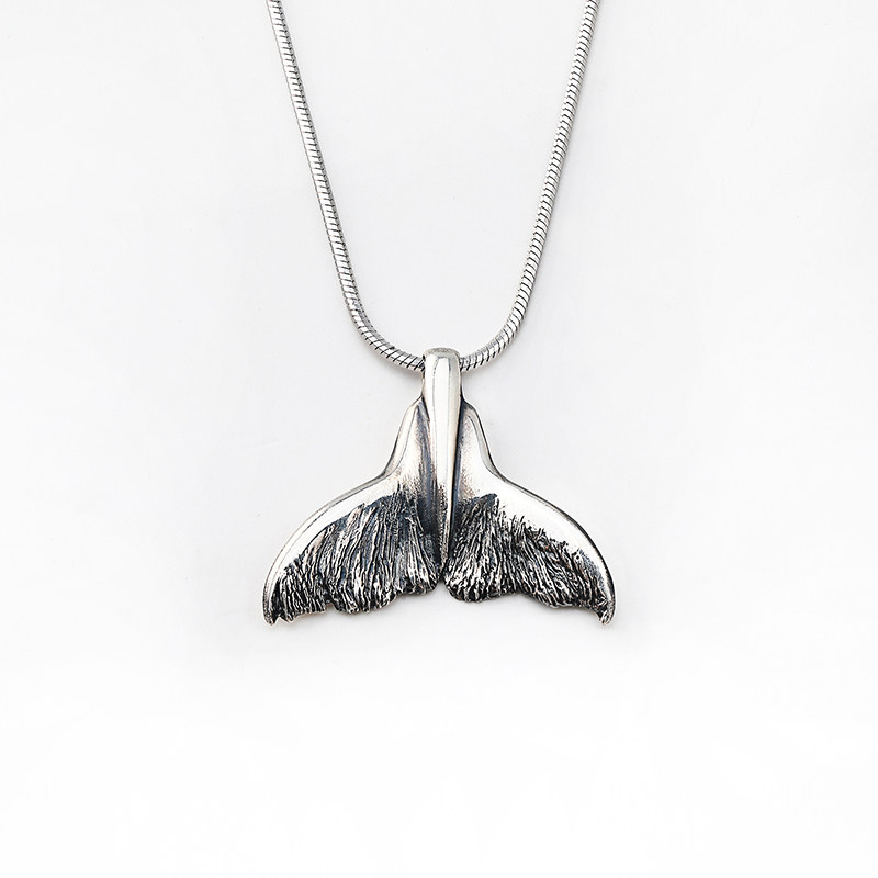 山野望原创鲸鱼尾设计个性颈链手工雕刻做旧s925纯银男项链潮吊坠
