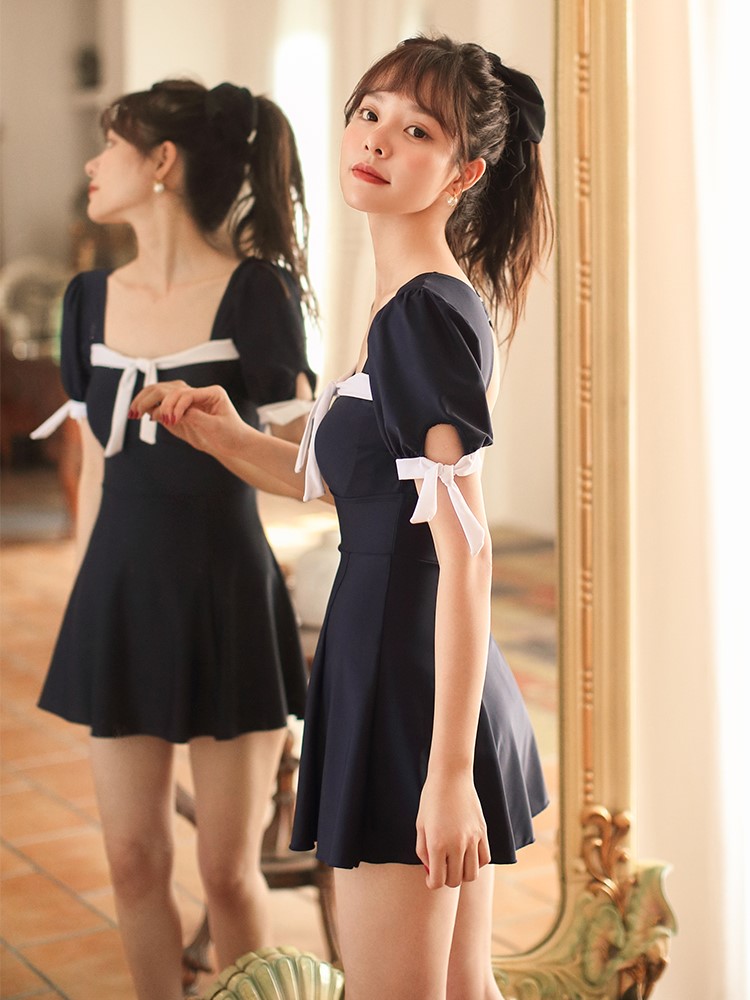 新款学生制服jk露背连体游泳保守2020女裙连体泳衣