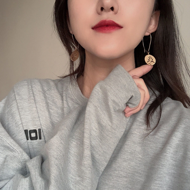 复古个性简约哑光质感耳环创意镂空空人头像耳环