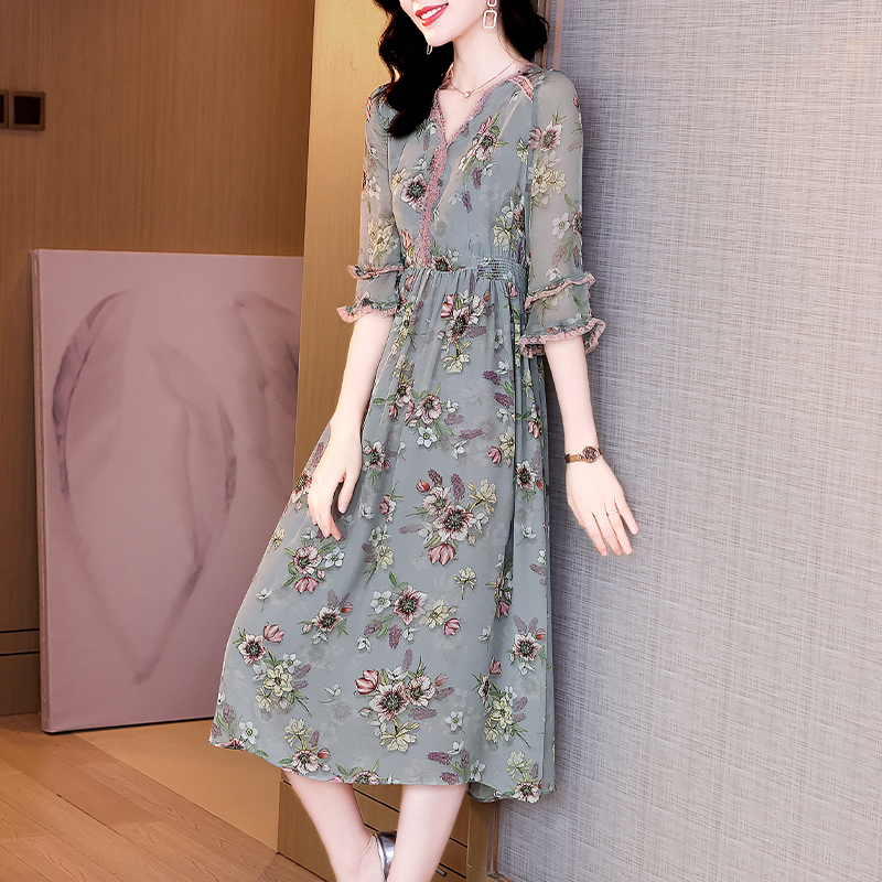 真丝连衣裙春装2022年新款女高端桑蚕丝碎花仙女薄款收腰长款裙子