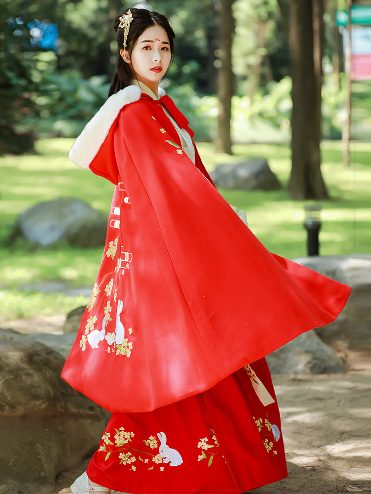 斗篷汉服女秋冬中国国风加绒加厚仙气飘逸古风民族服装