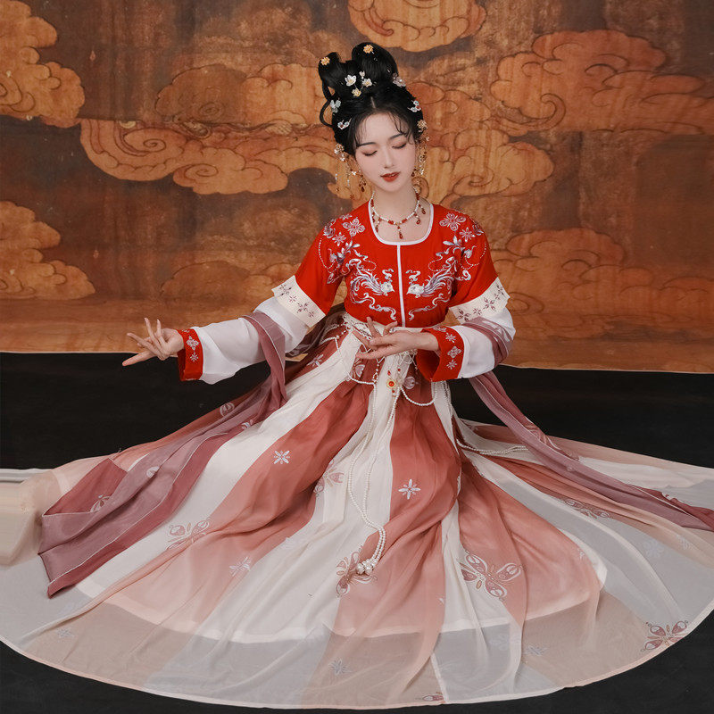 云兮千秋正品原创半臂坦领白菜唐制汉服女齐腰汉服