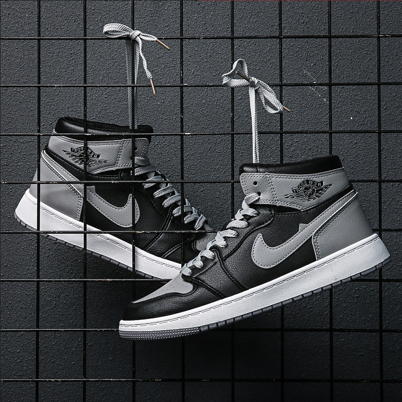 aj2020秋冬新款情侣休闲板鞋变色龙加绒男女高帮运动鞋空军一号h