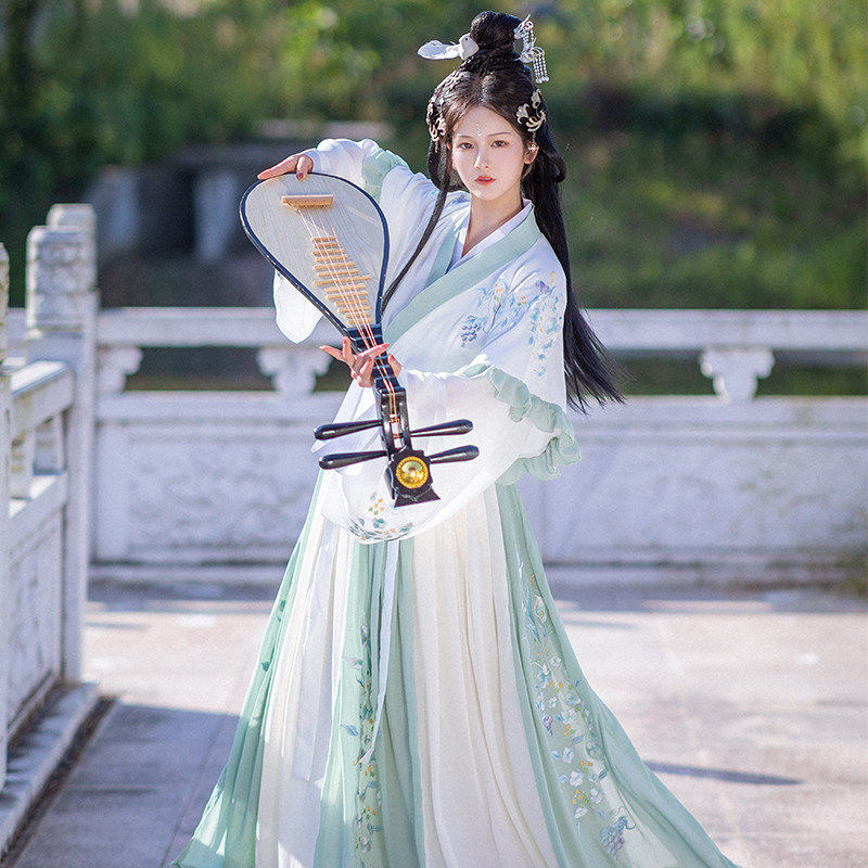 琼华汉服女正品原创秋冬套装国风白菜汉服