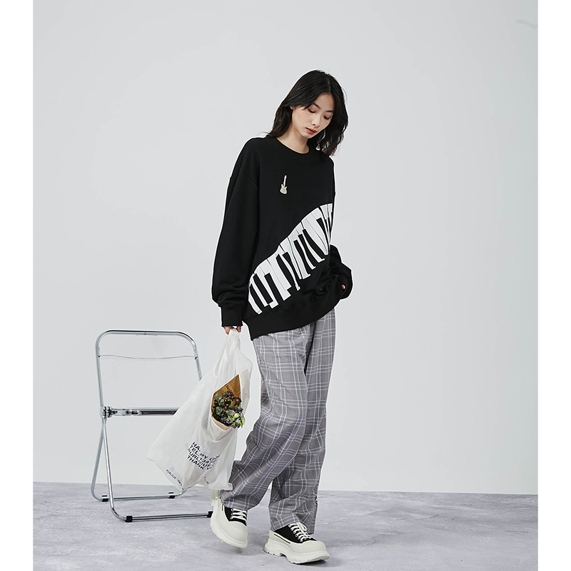 HYPASCENT 时代少年团严浩翔同款钢琴键印花情侣圆领国潮套头卫衣