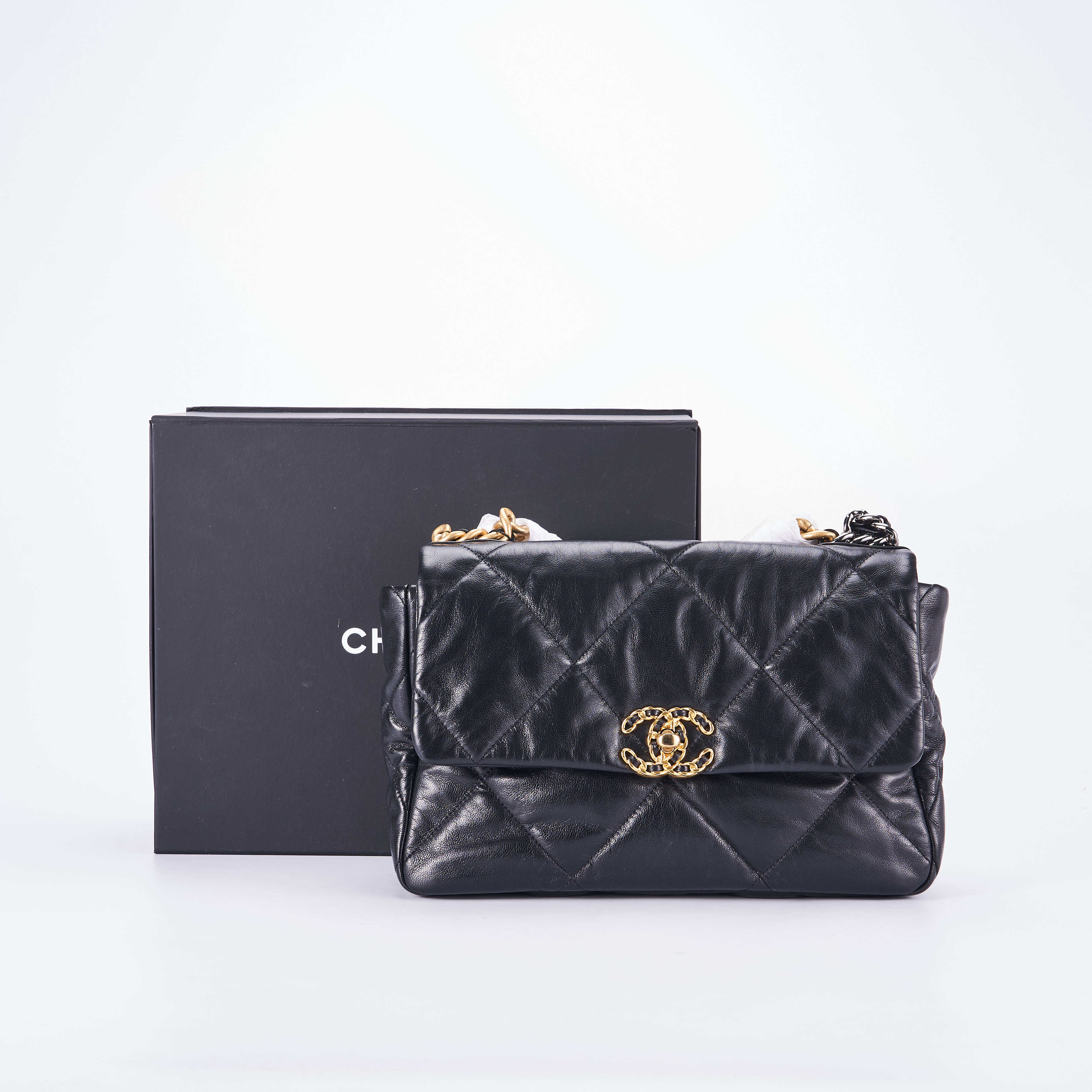 临时香奈儿19bag中号黑金公价99999女士包袋