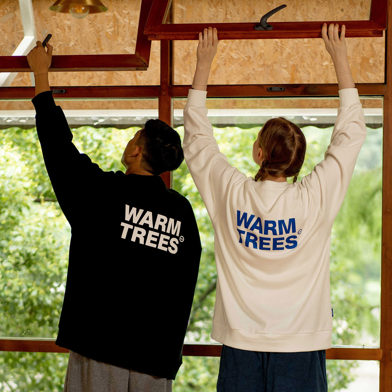 WARMTREES2021AW 基础款后背LOGO圆领卫衣   新品