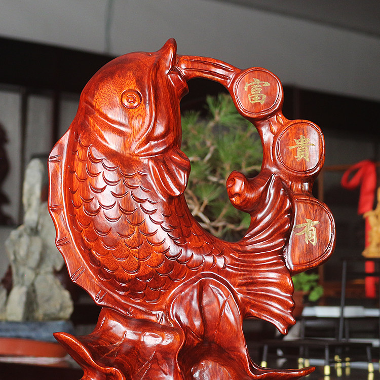 鲤鱼实木雕刻摆件室内吐水红木吉祥鲤鱼跳龙门木质木雕