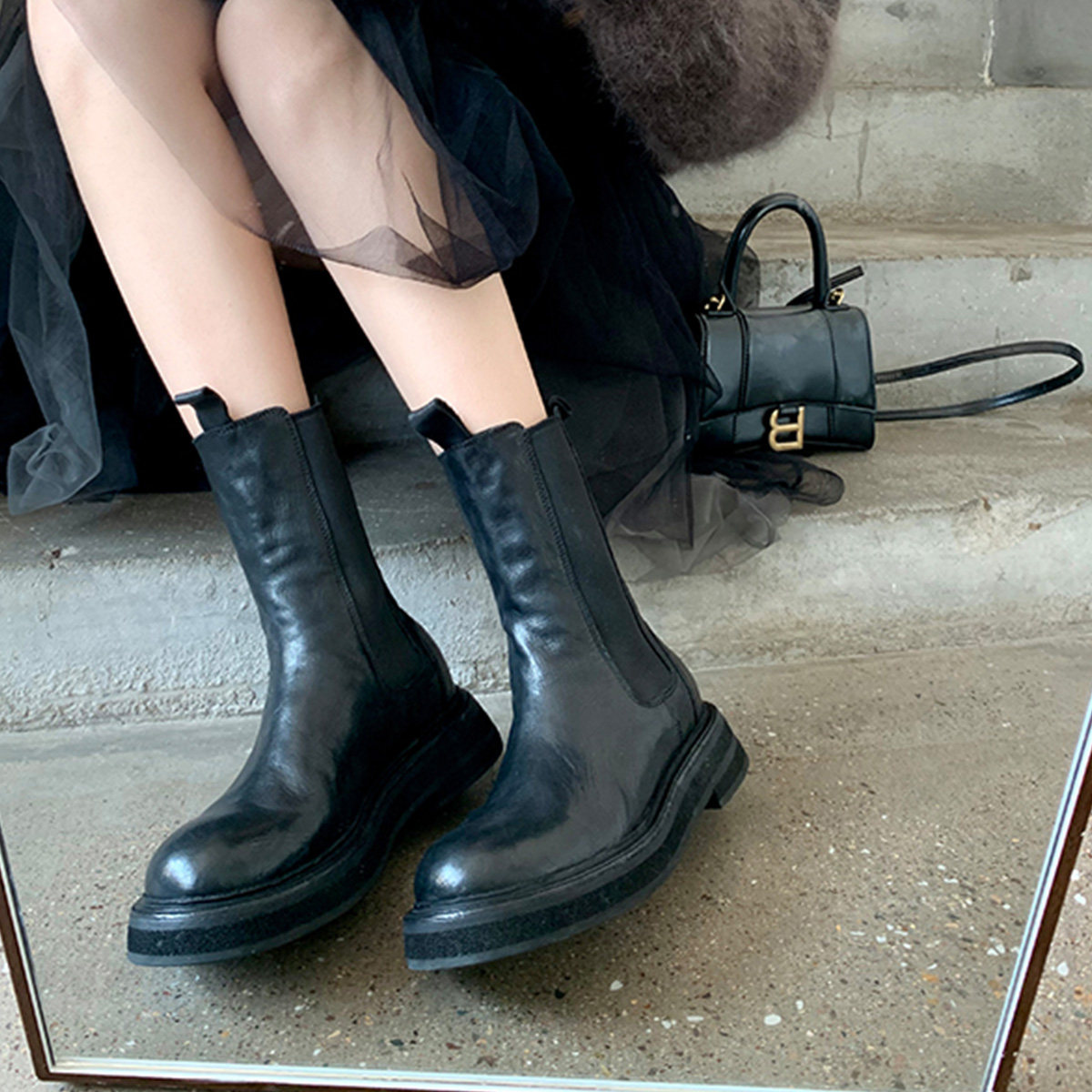 切尔西靴女英伦风厚底马丁靴内增高复古褶皱中筒靴真皮短靴烟筒靴