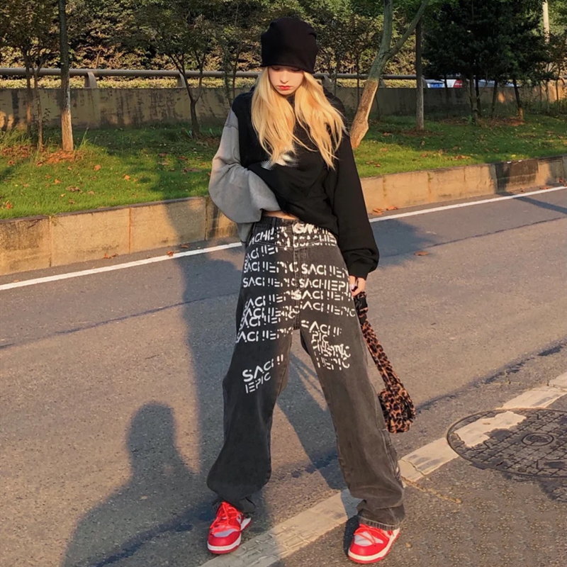 SAPIC原创解构字母标语黑色牛仔裤男春秋季潮牌直筒宽松百搭长裤