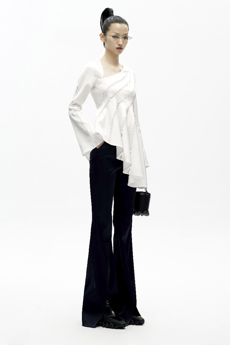 angelchen陈安琪安琪aw20原创设计斜裁拼接上衣衬衫