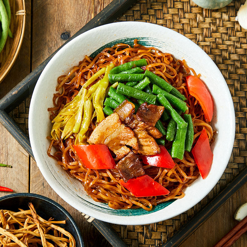 思念三蒸焖面400g香辣猪肉豆角味焖面条半成品冲泡方便面