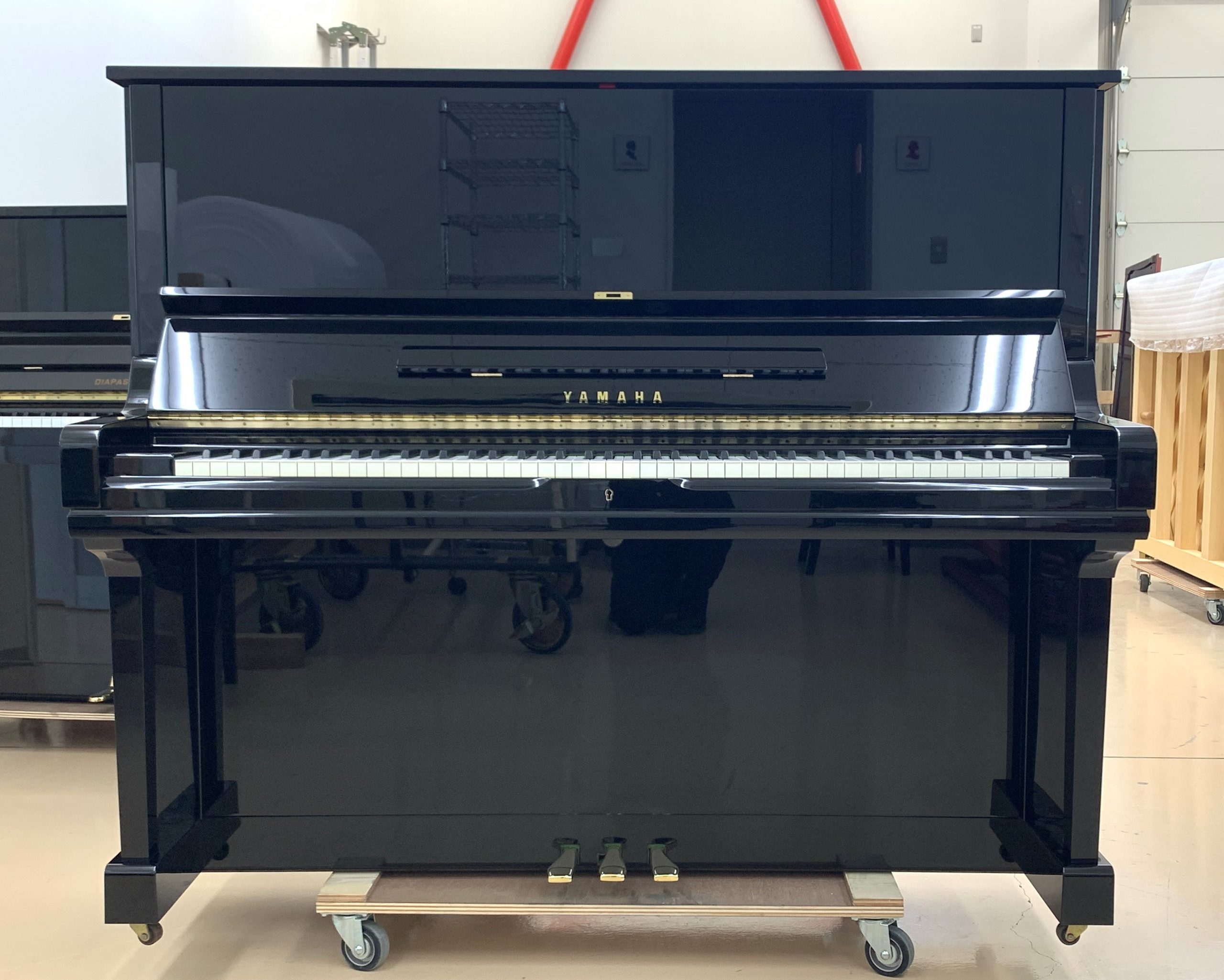 雅马哈yamaha原装进口二手钢琴u1mu3m家用初学考级钢琴