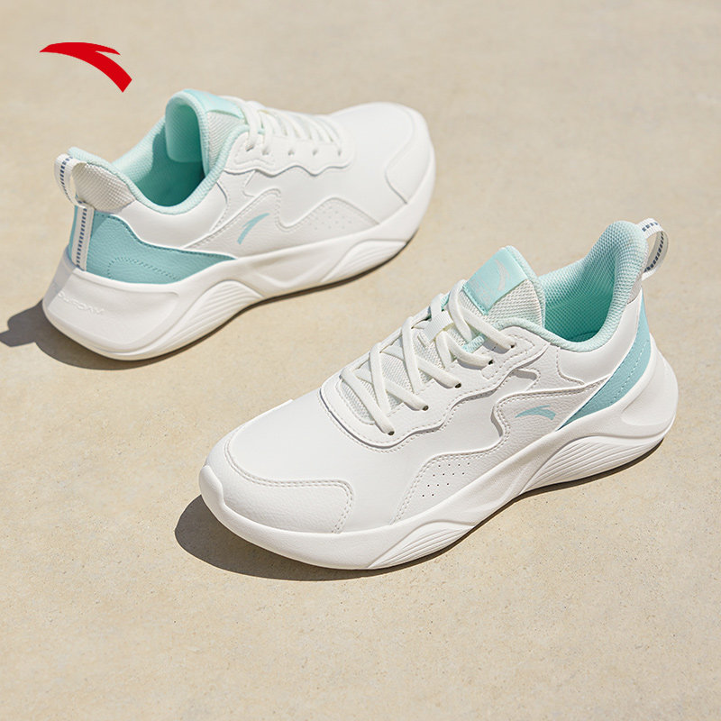 安踏革面跑步女款2022秋冬新款皮面防水运动鞋跑步鞋