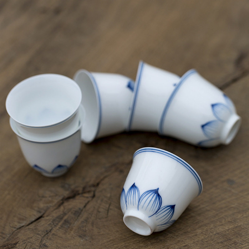 德化手绘青莲茶杯陶瓷青花瓷玉兰品茗杯小茶碗茶杯