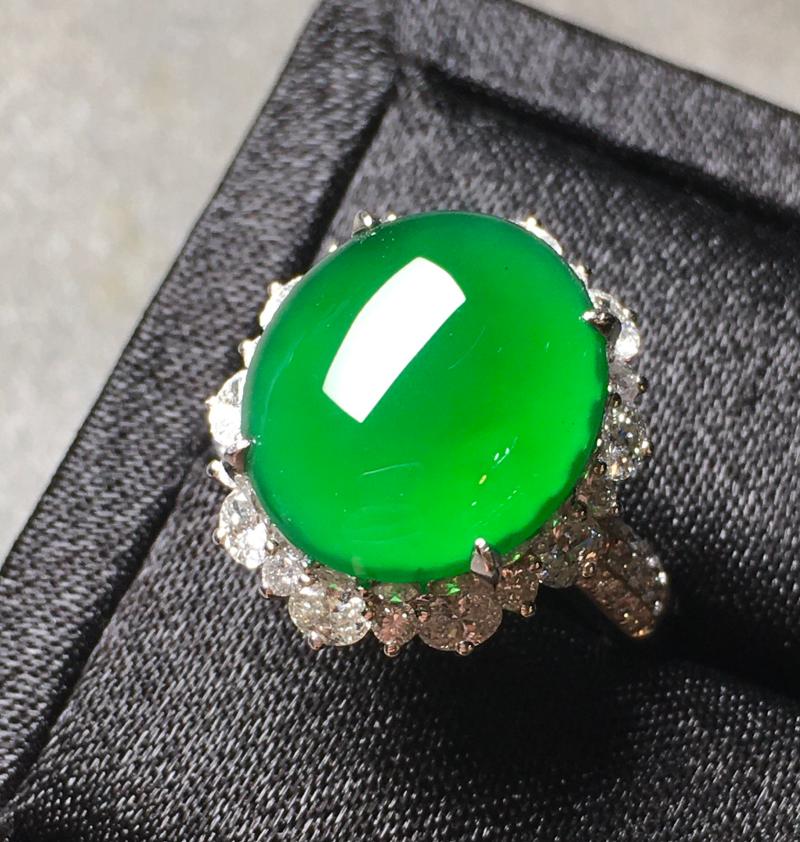 逸之阳绿蛋面镶嵌金镶嵌18k冰种雕刻玉石翡翠戒指