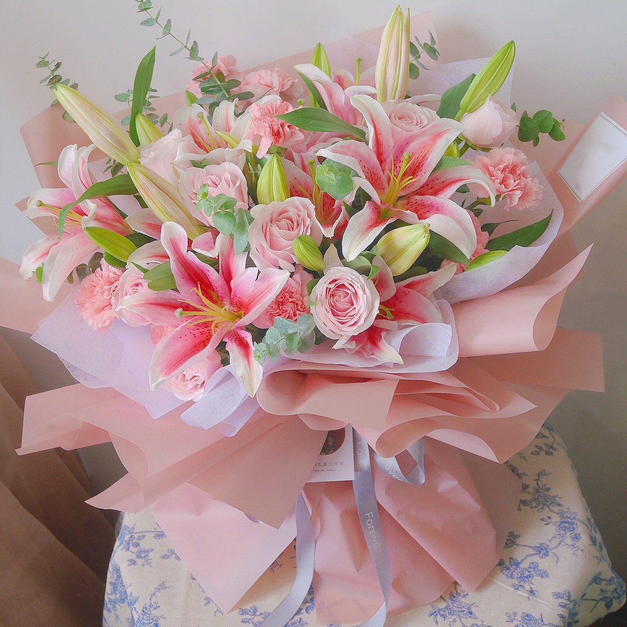 香水百合花束鲜花速递康乃馨礼盒北京上海鲜花速递(同城)