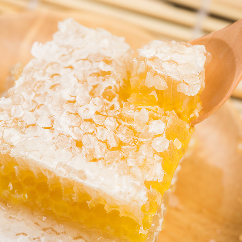 天然野生纯正野山花蜂巢蜜农家自产蜂蜜块状嚼着吃老蜂蜜盒装500g