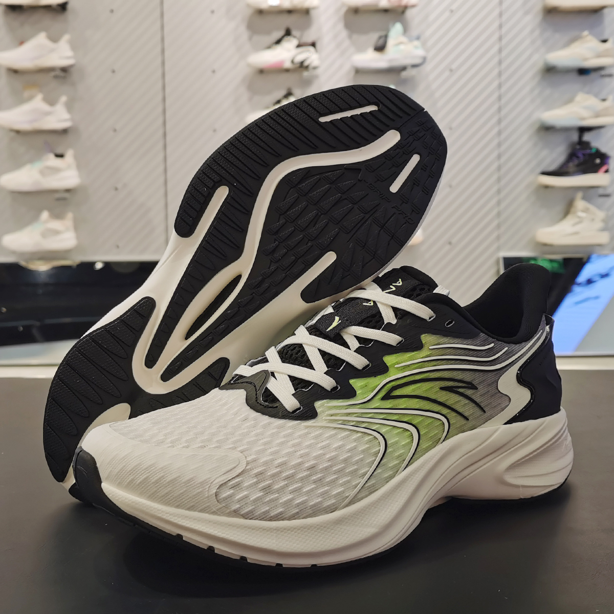 安踏男鞋跑步2022夏季新款羚跑2代运动鞋缓震跑步鞋