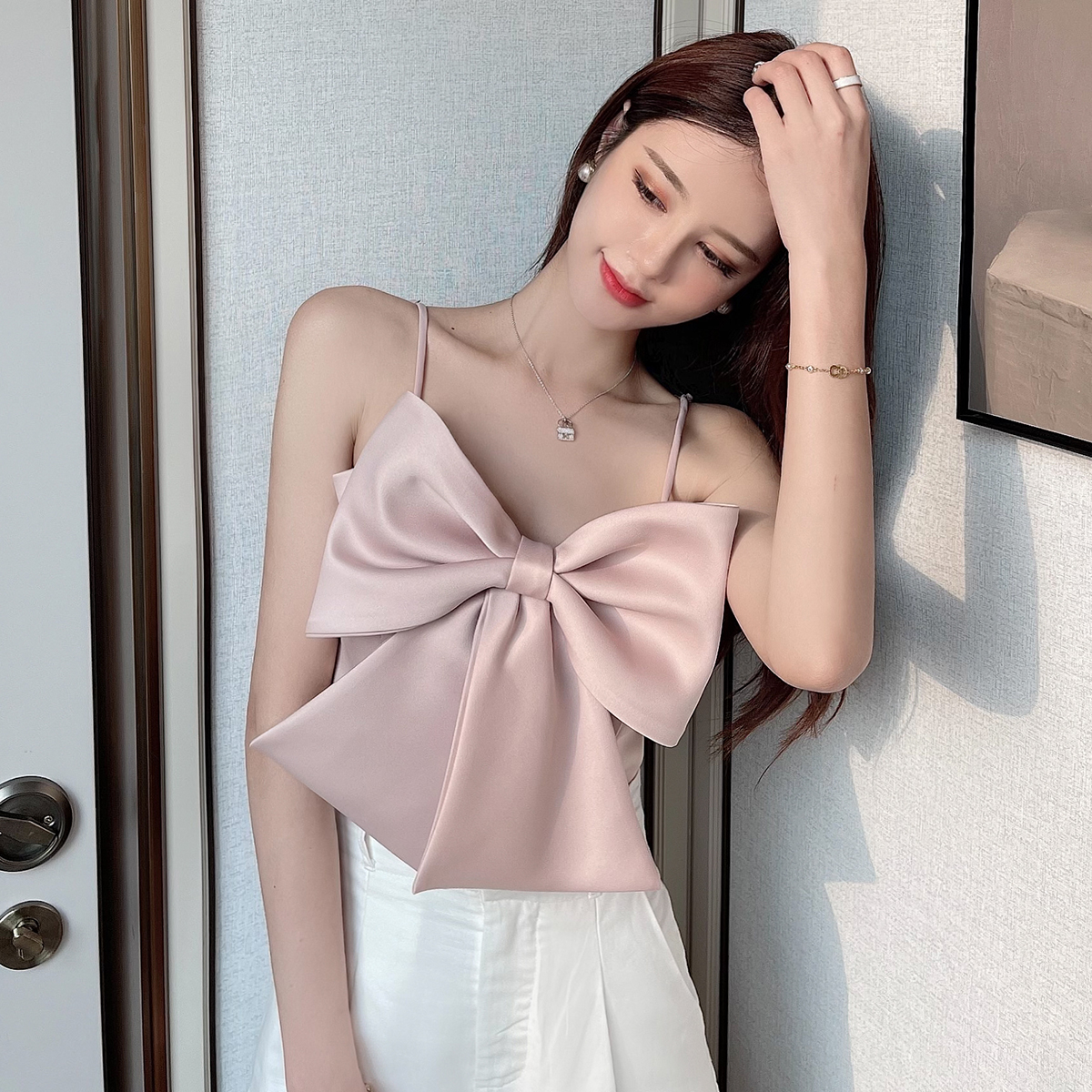 内搭甜美蝴蝶结小吊带背心女外搭辣妹外穿纯欲上衣设计感小众白色