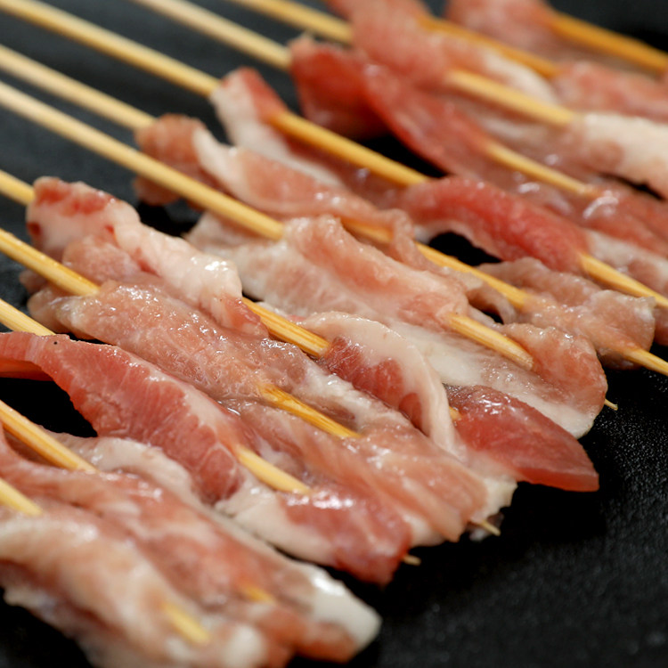 五花肉小串猪肉串烧烧烤食材手把铁板麻辣烫专用肉丸