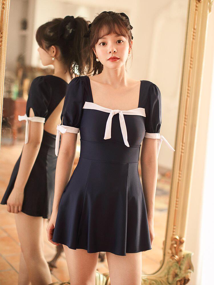 遮肚游泳学生制服jk露背显瘦保守连体新款连体泳衣