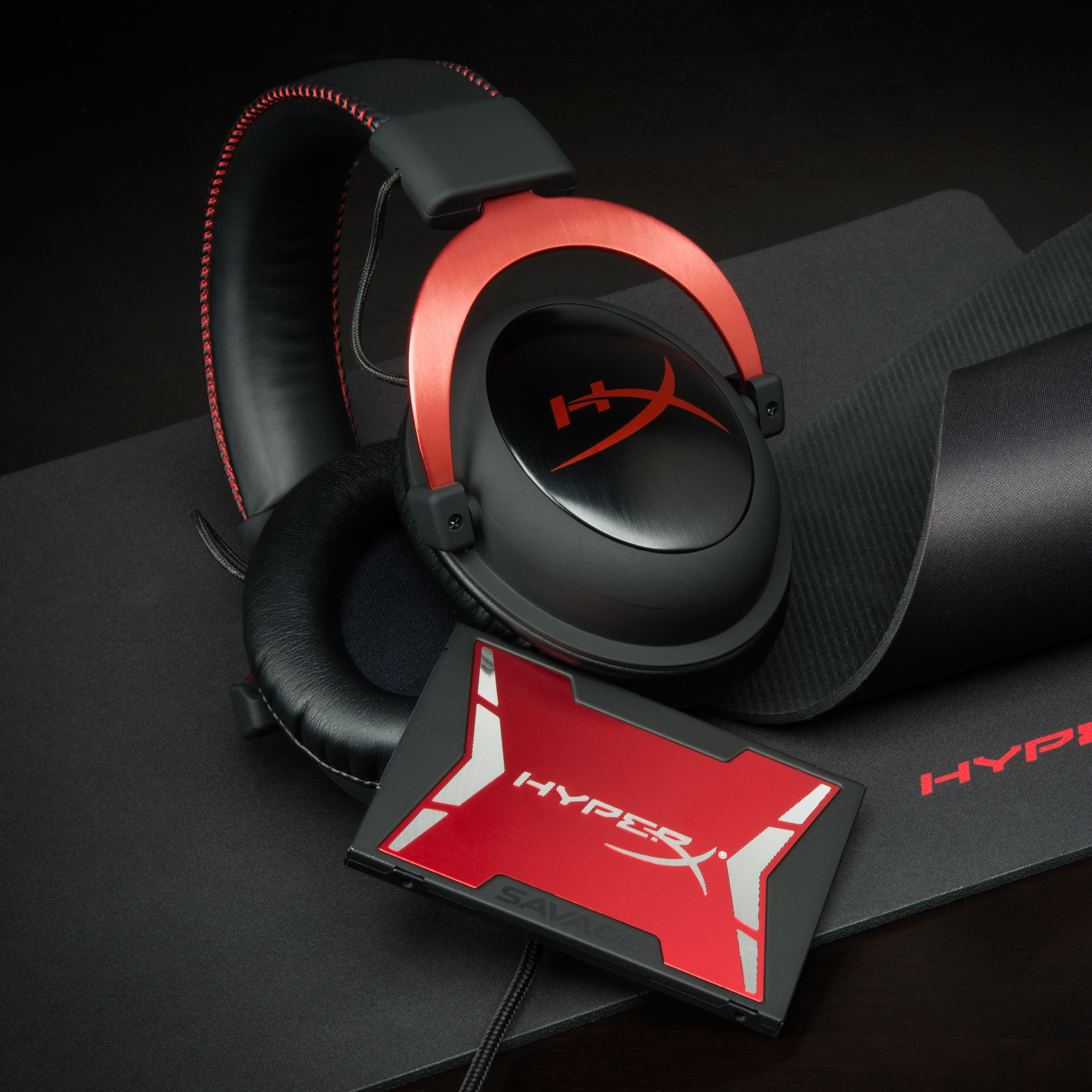 极度未知hyperxcloud飓风头戴游戏耳机阿尔法声道电脑耳机