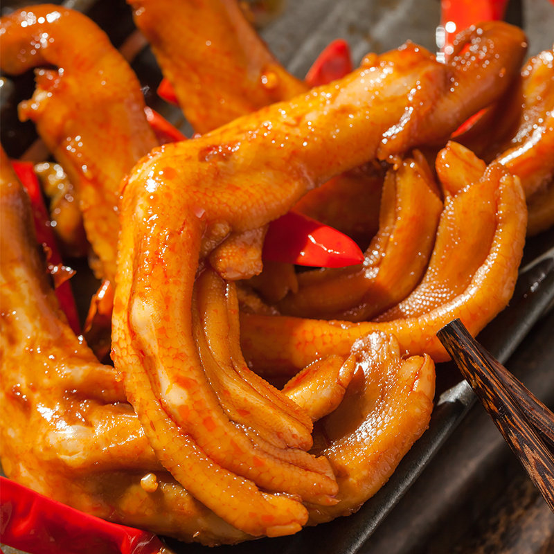 零食好吃网红手抄凤爪鸭掌香辣办公休闲小吃鸡肉零食