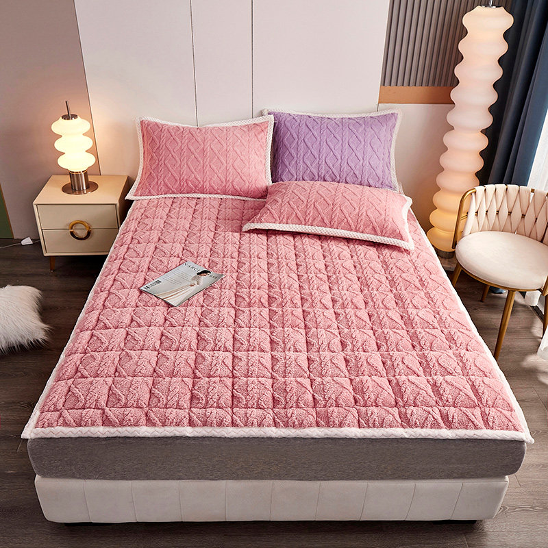 垫被法兰绒保暖冬天家用软垫褥子上面床垫牛奶床垫