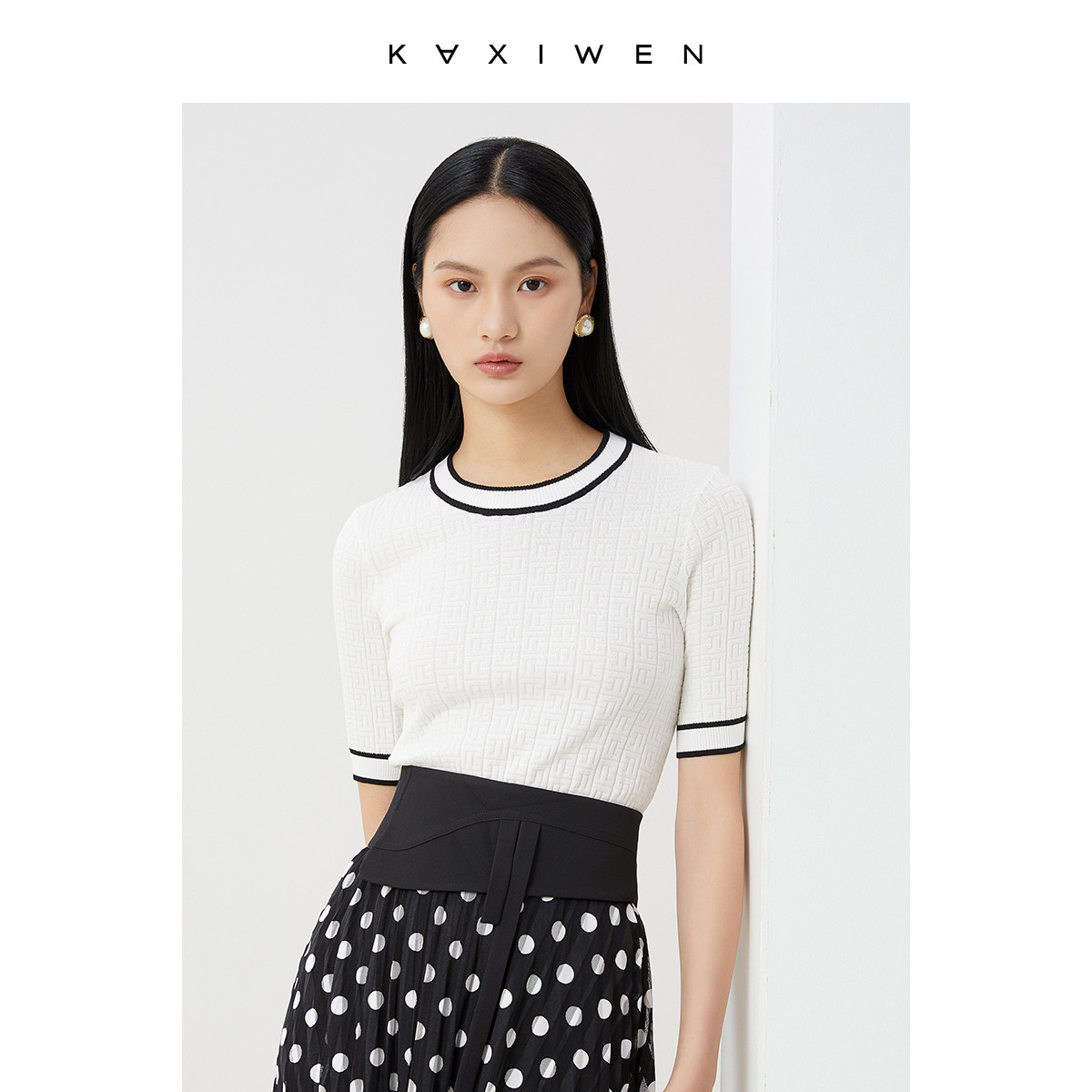 佧茜文针织2023新款女装休闲复古提花修身短袖毛针织衫