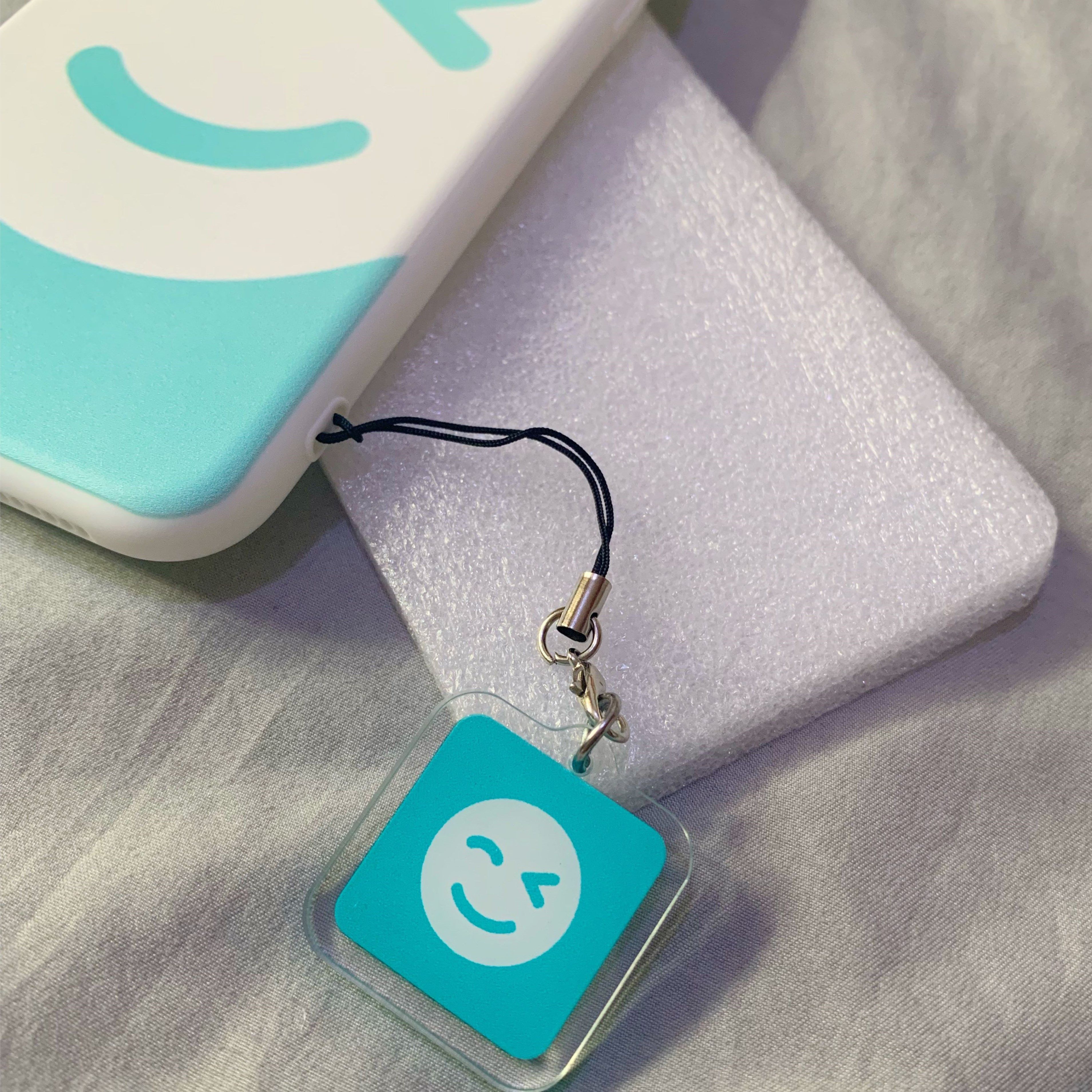 热拉挂件rela钥匙扣挤眼抖音diy吊坠包包挂饰钥匙扣