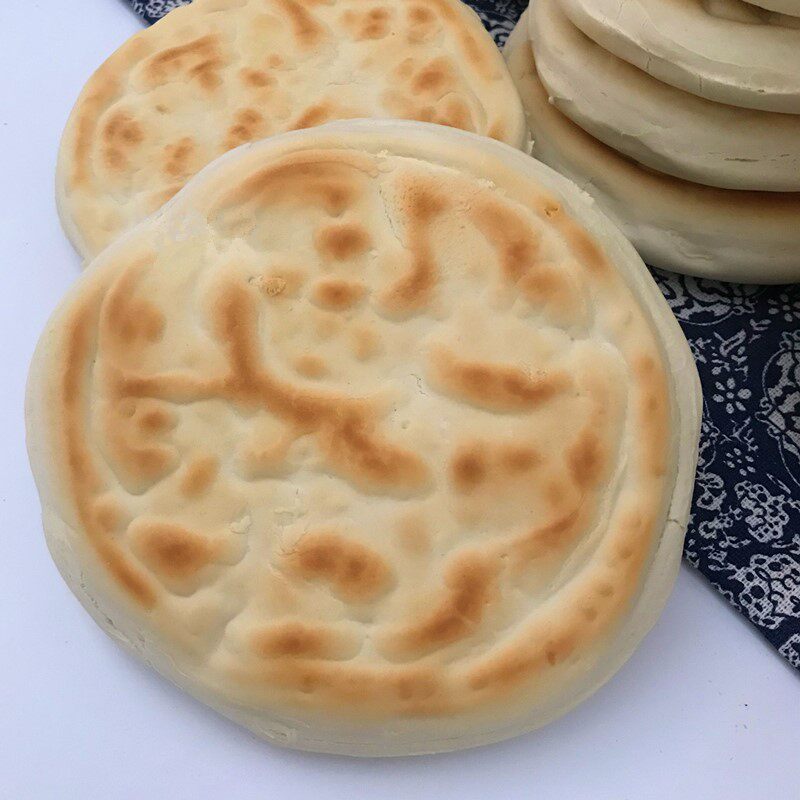 肉夹白吉馍陕西特产商用饼胚里脊面食烧饼速食包点
