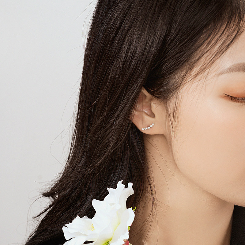 耳钉fft珠宝微笑钻石女白18k20分简约个性耳饰