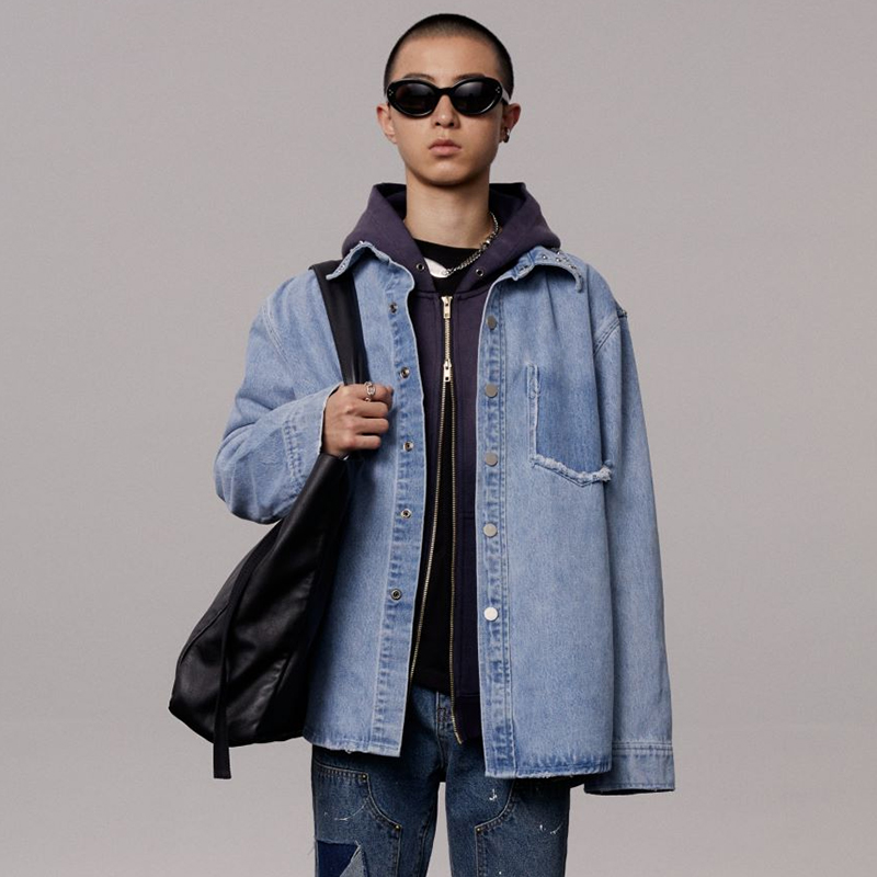 AHHH 21AW 浅蓝色水洗铆钉假口袋撞色牛仔衬衣外套