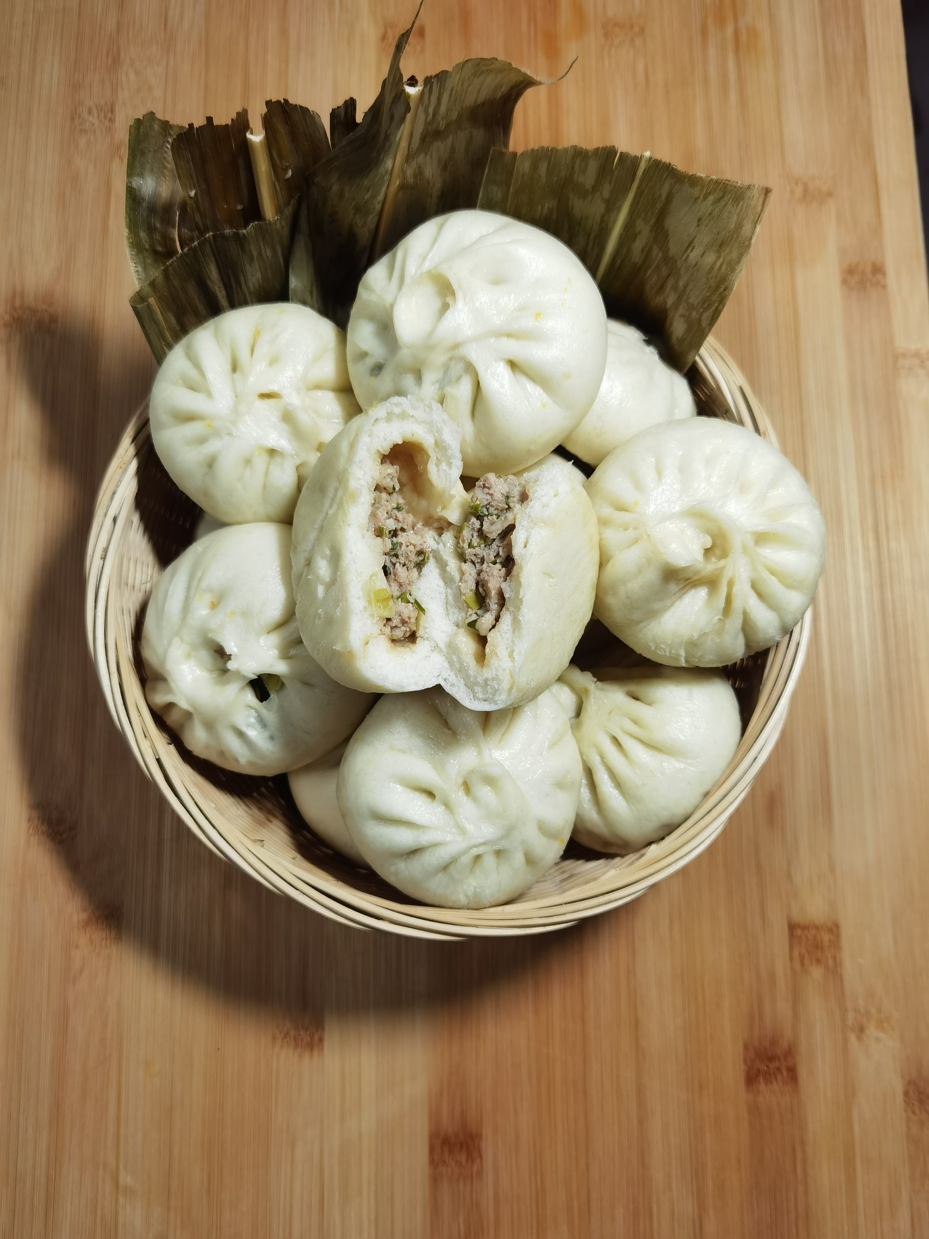 河南省纯手工地锅包子鲜肉包素菜新品面食馒头包点