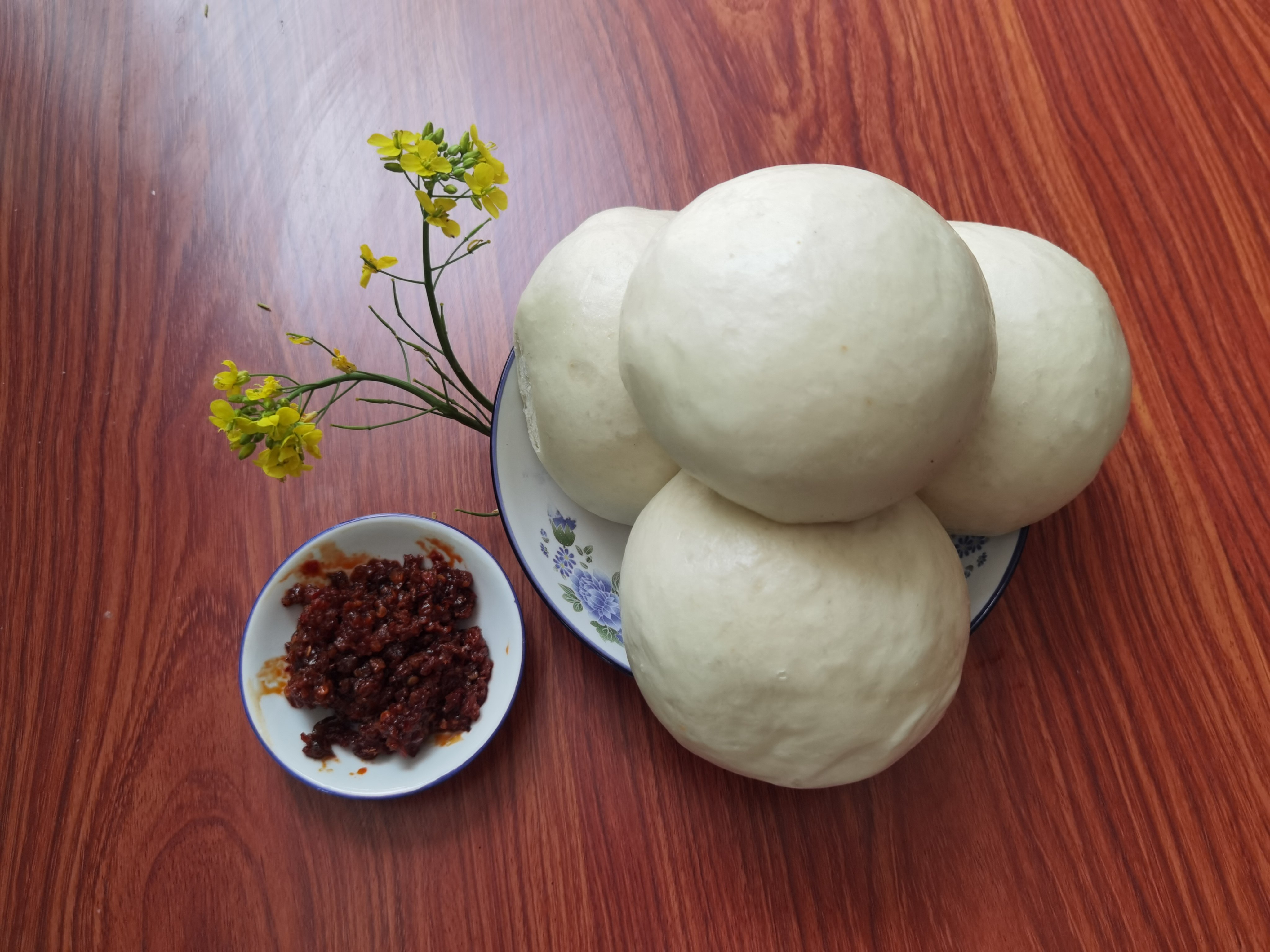 馒头河南老面馍纯手工地锅北方原味早餐点心包点