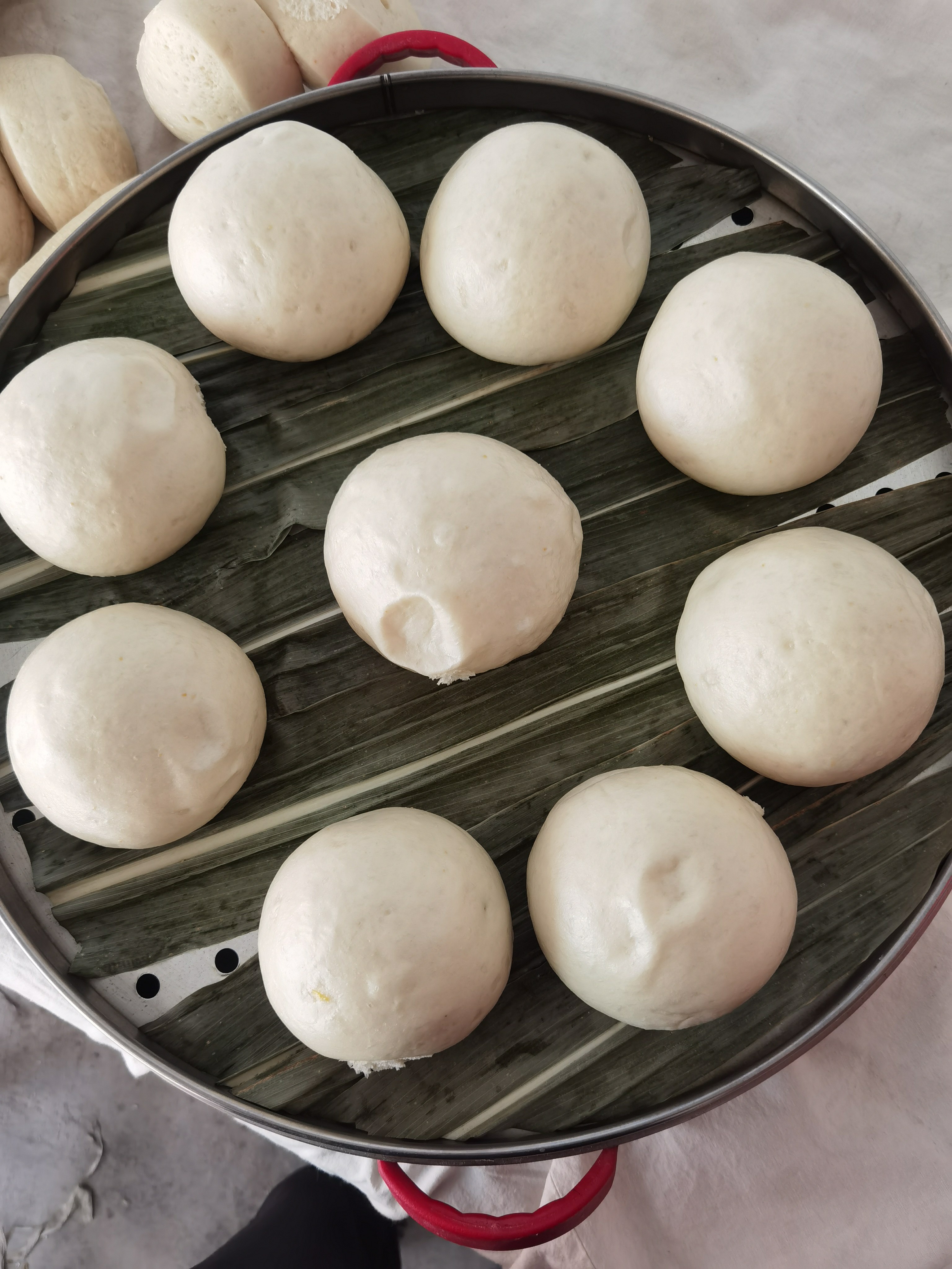 河南省老面馍纯手工馒头地锅柴火北方原味早餐包点