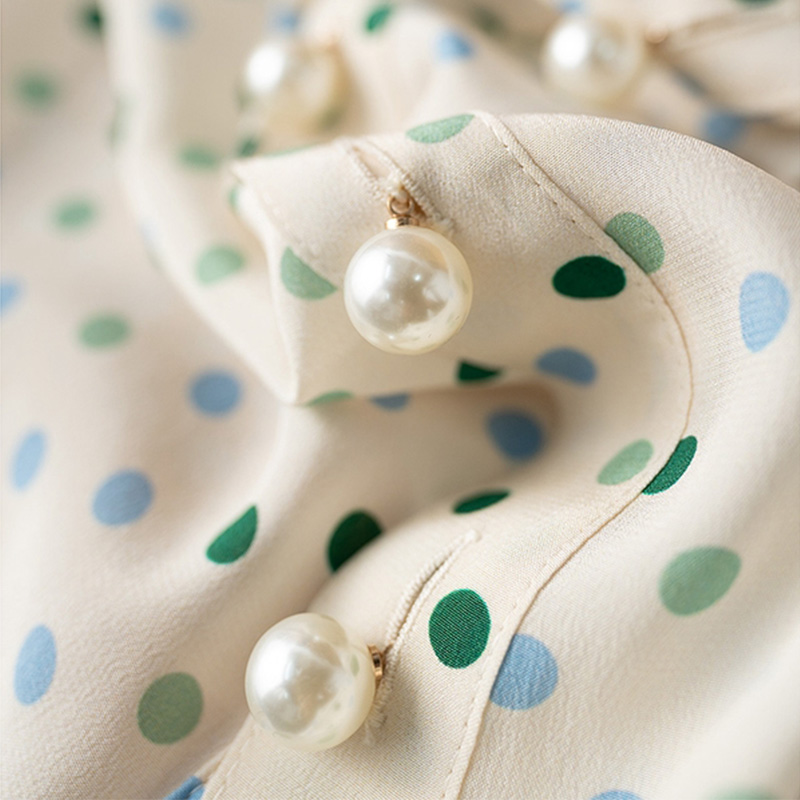 法式别致漂亮小衫2022年仙女气质上衣高级感绿色波点衬衫女春夏季