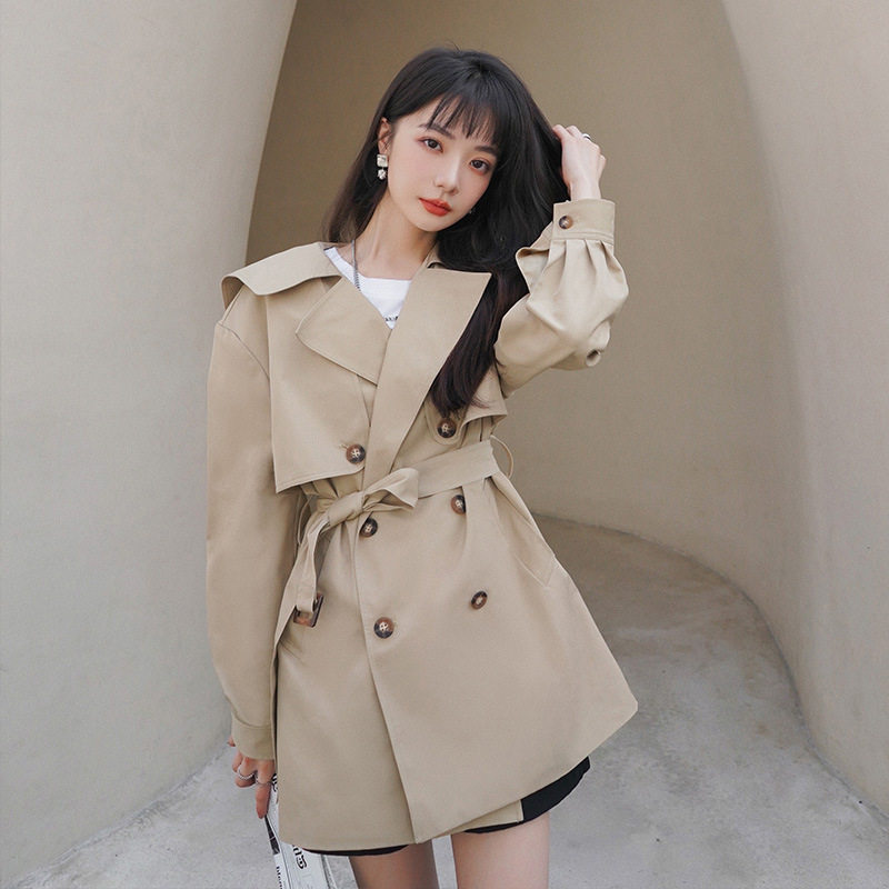 高显瘦收短款风衣女新秋季大码韩版气质流行风衣