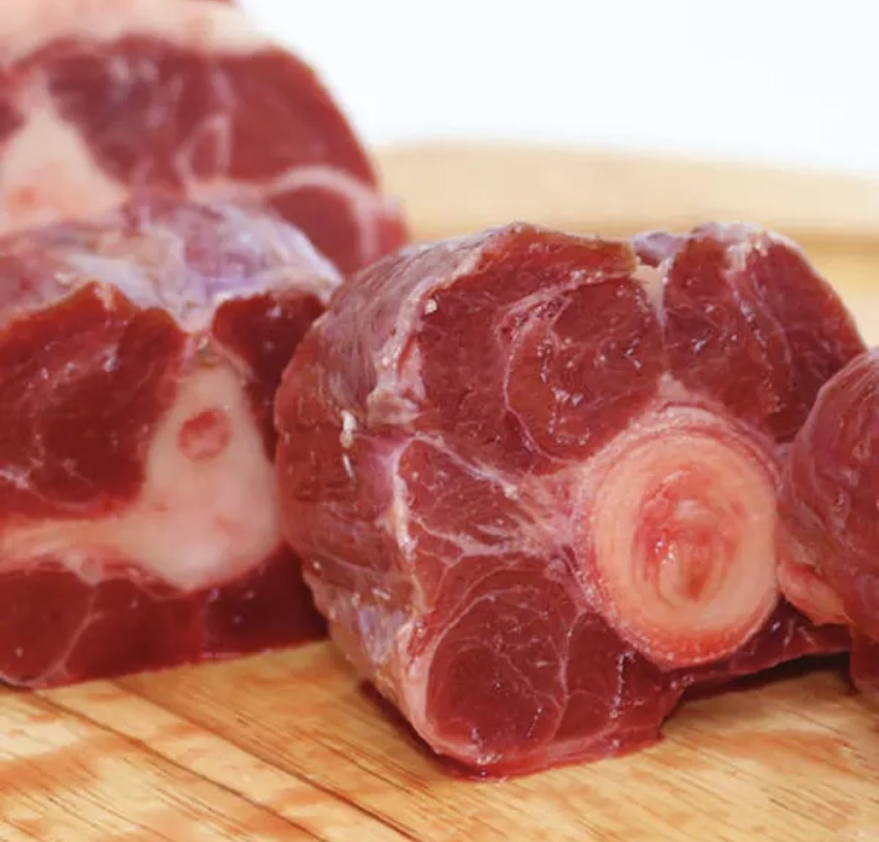 牛尾新鲜尾骨空运顺丰辅食宝宝牛尾巴整根切割牛尾