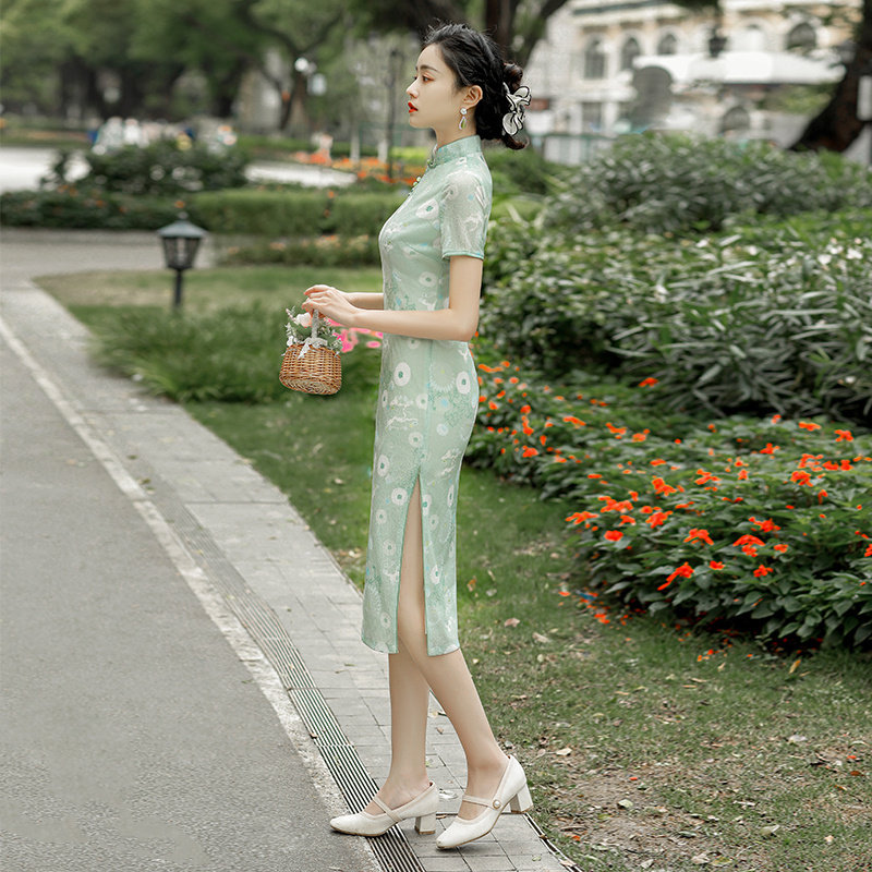 旗袍2022年新款青绿色年轻少女夏款气质高端古法旗袍