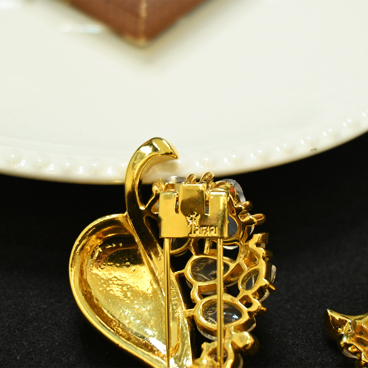 经典叶子金色沙拉水果透明trifari美国任四月首饰其它首饰