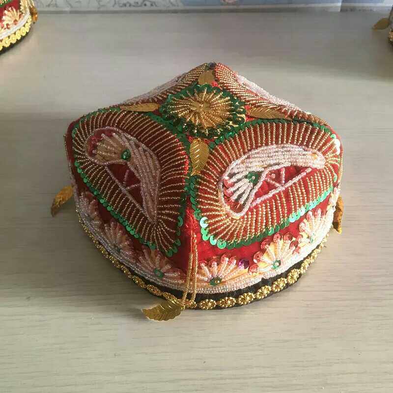 新疆民族小花维吾尔族帽子手工舞蹈演出更多舞蹈配饰