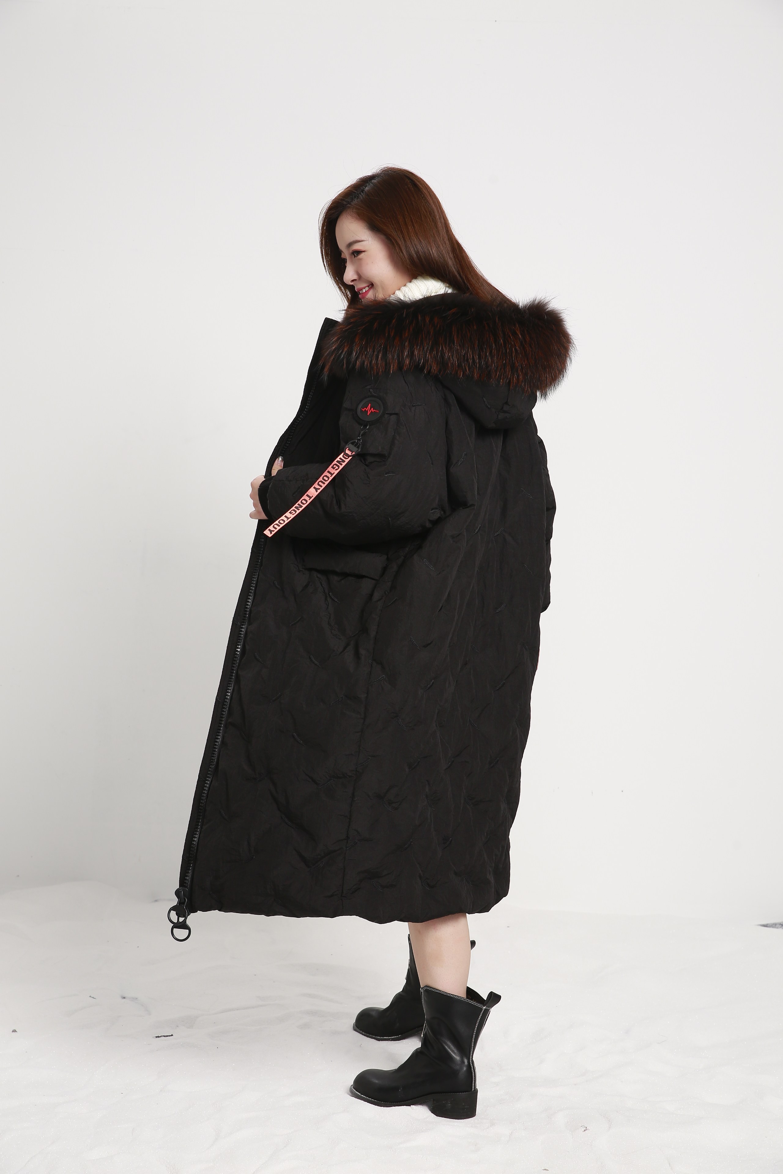 贝拉泽2019新款半成品羽绒服女中长款九成品衣壳皮1936翻新定做