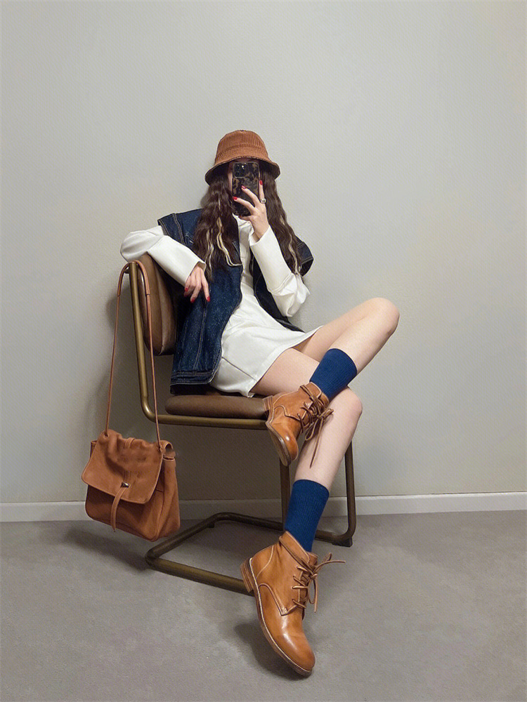 2022年早春装新款轻熟风女装港味高级感御姐炸街两件套装裤装夏季