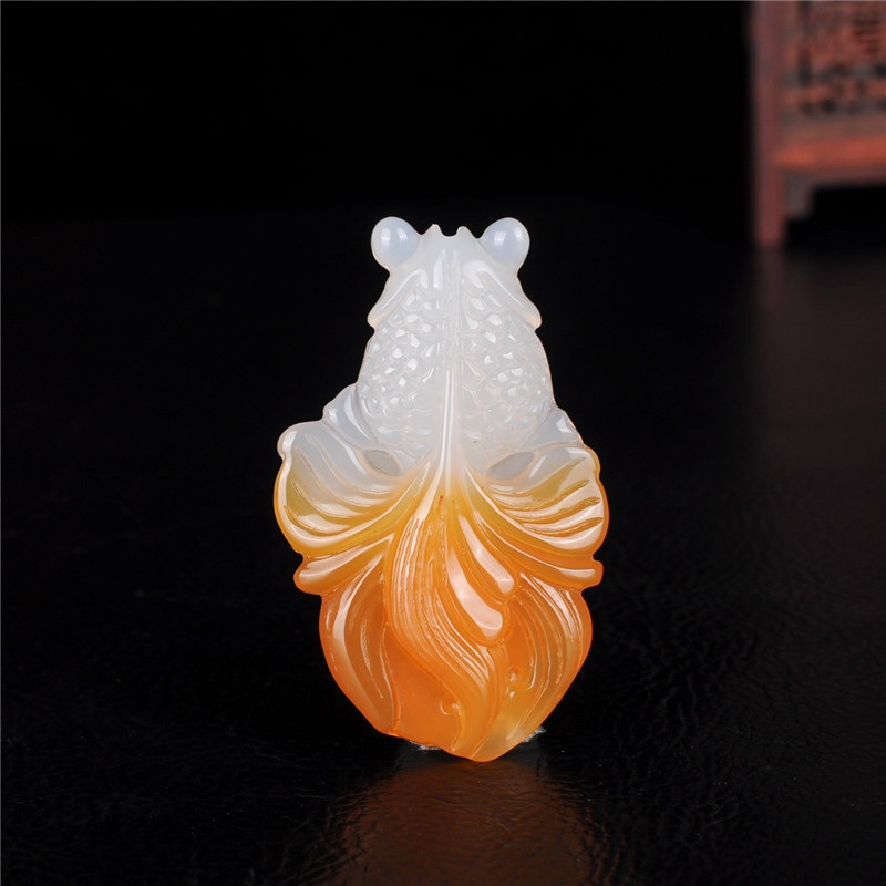 玉髓玛瑙金鱼吊坠挂件可爱小鱼金玉满堂玉佩佩玉颈饰