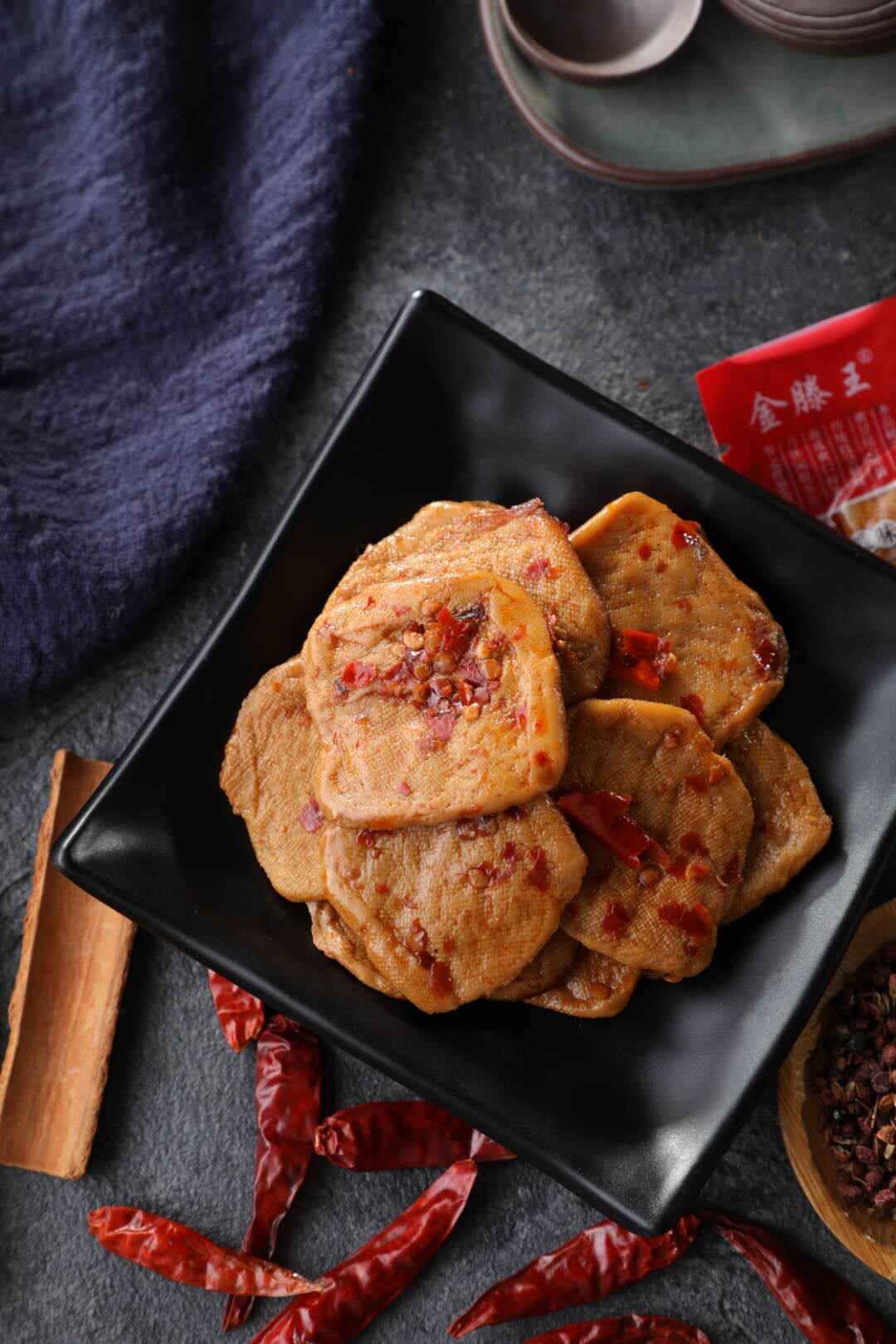 金滕王新港茶干手工劲道卤汁豆干零食香辣五香豆腐干